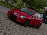 Gebraucht Hyundai i30 Edition+ 109 PS (80 kW) 2009 Rot Kleinwagen