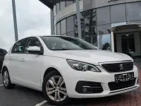 Gebraucht Peugeot 308 Active 110 PS (80 kW) 2021 Weiss Limousine