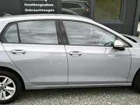 Gebraucht VW Golf VIII Life 131 PS (96 kW) 2020 Mondsteingrau Kleinwagen