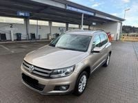 Gebraucht VW Tiguan Sportline 179 PS (131 kW) 2011 Beige SUV