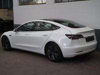Gebraucht Tesla Model 3 Standard Range 225 kW (306 PS) 2019 Weiß Limousine
