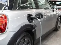 Gebraucht Mini Cooper SE 135 kW (184 PS) 2023 Silber Kleinwagen