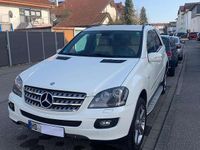Gebraucht Mercedes ML320 224 PS (164 kW) 2008 Weiß SUV