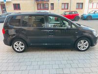 Gebraucht VW Touran 140 PS (102 kW) 2012 Schwarz Van / Kleinbus