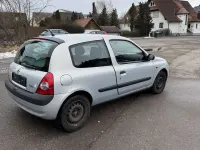 Gebraucht Renault Clio 75 PS (55 kW) 2001 Limousine