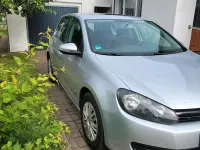 Gebraucht VW Golf VI 80 PS (58 kW) 2010 Silber Kleinwagen