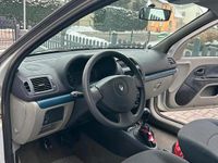 Gebraucht Renault Clio II 58 PS (42 kW) 2004 Andere farben Kleinwagen