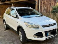 Gebraucht Ford Kuga Titanium 180 PS (132 kW) 2016 Weiß SUV