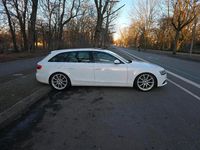 Gebraucht Audi A4 Design 120 PS (88 kW) 2013 Weiß Kombi