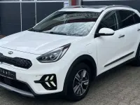 Gebraucht Kia Niro Spirit 105 PS (77 kW) 2020 (ud) schneeweiss SUV