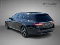 Gebraucht Mercedes E220 Avantgarde 200 PS (147 kW) 2023 Metalliclack obsidianschwarz Limousine