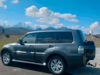 Gebraucht Mitsubishi Pajero 190 PS (139 kW) 2015 Grau SUV