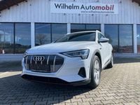 Gebraucht Audi e-tron Sport 230 kW (313 PS) 2022 Gletscherweiß metallic SUV
