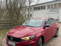 Gebraucht Fiat Tipo 95 PS (69 kW) 2019 Rot Kombi