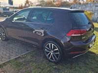 Gebraucht VW Golf VII Edition 110 PS (80 kW) 2018 Rot Limousine