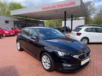 Second-hand Seat Leon Style 110 CP (80 kW) 2021 Negru Berlinǎ