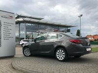 Gebraucht Opel Astra 140 PS (102 kW) 2013 Grau metallic Limousine