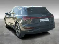 Second-hand Audi Q8 e-tron Advanced 250 kW (340 CP) 2023 Gri SUV
