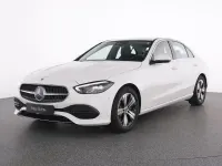 Gebraucht Mercedes C200 Avantgarde 163 PS (119 kW) 2024 Weiß Limousine