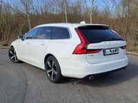 Gebraucht Volvo V90 Momentum 190 PS (139 kW) 2017 Weiß Kombi