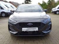 Gebraucht Ford Focus ST-Line X 116 PS (85 kW) 2025 Grau Kombi