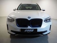 Gebraucht BMW iX3 Impressive 210 kW (286 PS) 2021 Mineralweiß metallic SUV