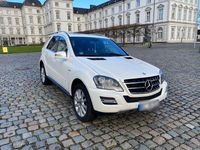 Gebraucht Mercedes ML350 Edition 211 PS (155 kW) 2011 Weiß SUV