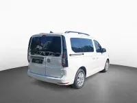 Gebraucht VW Caddy Life 122 PS (89 kW) 2024 Weiß Van / Kleinbus