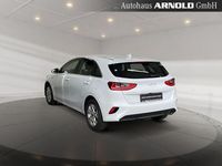 Gebraucht Kia Ceed Vision 136 PS (100 kW) 2023 Weiß Kleinwagen