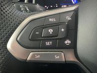 Gebraucht VW T-Roc 150 PS (110 kW) 2025 Grau SUV