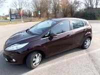 Gebraucht Ford Fiesta Titanium 82 PS (60 kW) 2011 Violett Kleinwagen