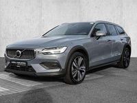 Gebraucht Volvo V60 CC Plus 197 PS (144 kW) 2023 Thunder grey / metallic Kombi