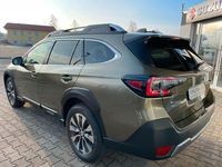 Neu Subaru Outback Platinum 169 PS (124 kW) 2026 Grün Limousine