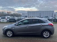 Gebraucht Hyundai i30 Edition 110 PS (80 kW) 2015 Grau Limousine
