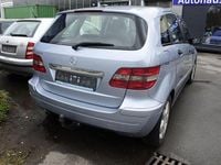 Gebraucht Mercedes B200 Edition 136 PS (100 kW) 2008 Blau Van / Kleinbus