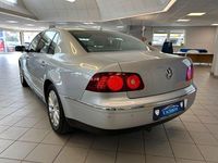 Gebraucht VW Phaeton 239 PS (175 kW) 2010 Grau Limousine