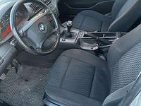 Gebraucht BMW 318 118 PS (86 kW) 2001 Silber Limousine