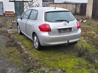 Gebraucht Toyota Auris 101 PS (74 kW) 2009 Silber Kleinwagen