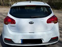 Gebraucht Kia Ceed Edition 7 99 PS (72 kW) 2014 Weiß Kleinwagen