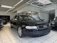 Gebraucht Audi S8 340 PS (250 kW) 1997 Blau Limousine