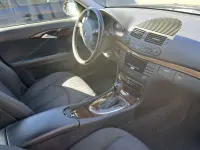 Gebraucht Mercedes E220 Avantgarde 150 PS (110 kW) 2003 Schwarz Limousine