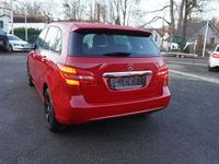 Gebraucht Mercedes B180 156 PS (114 kW) 2015 Van / Kleinbus