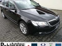 Gebraucht Skoda Superb Elegance 140 PS (102 kW) 2014 Schwarz metallic Kombi