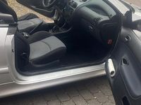 Gebraucht Peugeot 206 CC 109 PS (80 kW) 2005 Silber Cabrio