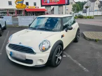 Gebraucht Mini Cooper 75 PS (55 kW) 2012 Weiß Kleinwagen