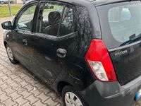 Gebraucht Hyundai i10 66 PS (48 kW) 2010 Schwarz Kleinwagen