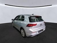 Gebraucht VW Golf VIII Style 131 PS (96 kW) 2023 Reflexsilber metallic (metallic) Limousine