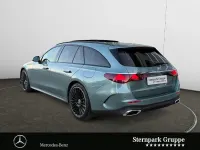 Gebraucht Mercedes E300 AMG 313 PS (230 kW) 2025 Lack verdesilber Kombi