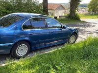 Second-hand BMW 525 192 CP (141 kW) 2002 Albastru Berlinǎ