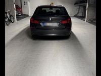 Gebraucht BMW 530 245 PS (180 kW) 2011 Grau Kombi
